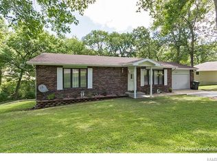 12586 Tall Pine Dr, Ste Genevieve, MO 63670