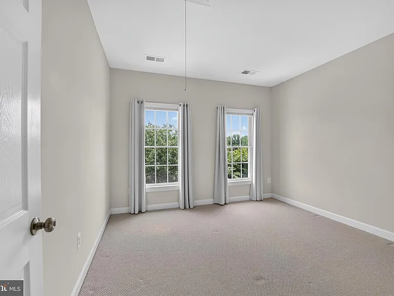 30 Sharpstead Ln — Photo 53
