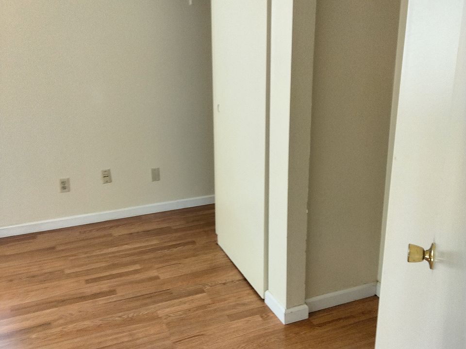 1st image of 1601 Lincoln Blvd APT 14