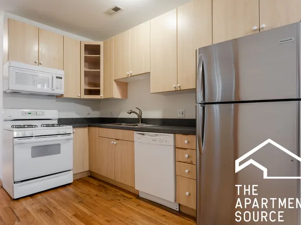 817 N Wood St Unit 2, Chicago, IL 60622