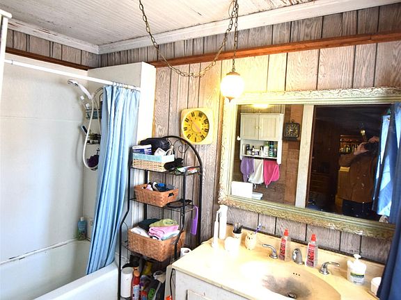 5th image of 2809 Pelzer Hwy