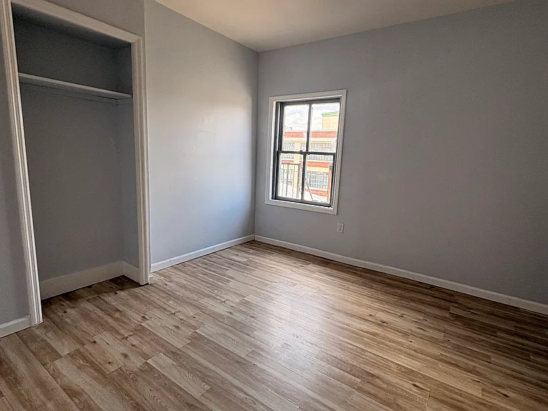 218 E Hanover St #3 — Photo 6
