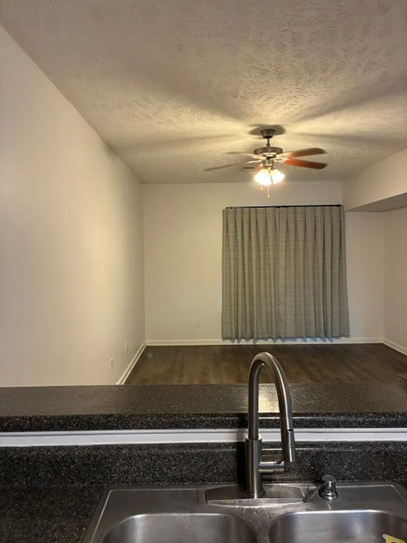 Charming Murfreesboro Townhome with Recent Updates! — Photo 4