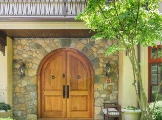 211 Orchard St, Cos Cob, CT 06807