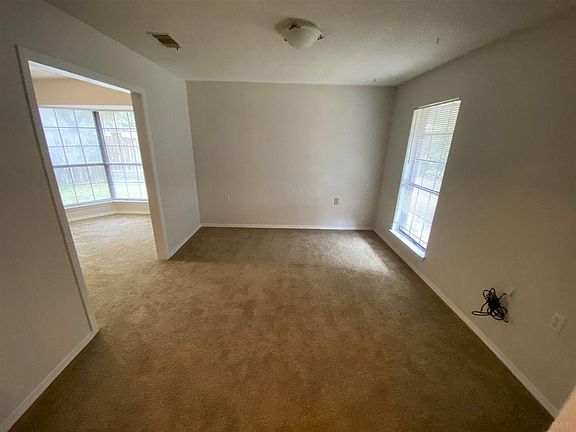 4th image of 2731 Sanibel Pl