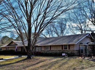 40 W Alton Cir, Rogers, AR 72756