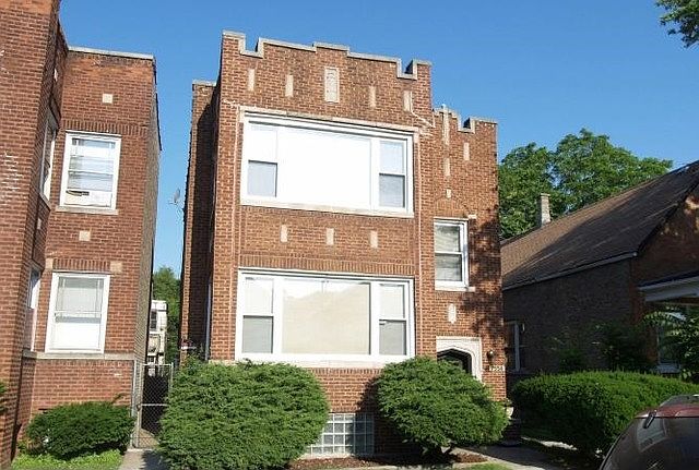 1st image of 7554 S Eberhart Ave