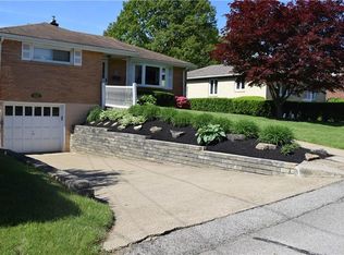 1432 Stanley Dr, Verona, PA