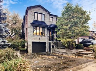 204 Maple Leaf Dr, Toronto, ON M6L1P1