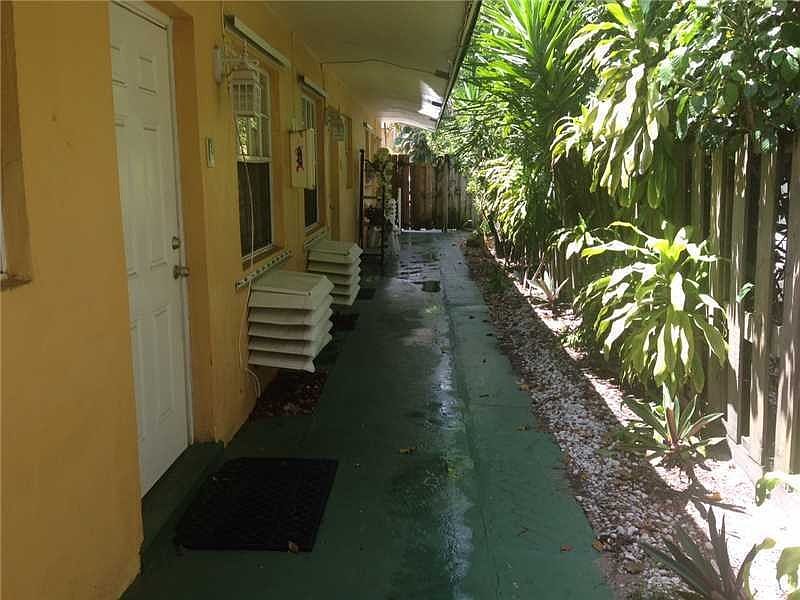 2nd image of 808 SW 14th Ter APT 2
