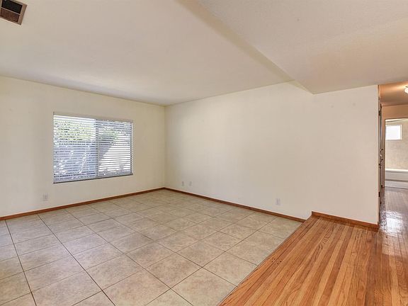 5th image of 2843 Wissemann Dr