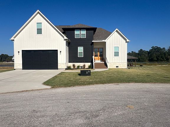 2nd image of 89 Cypress Bnd