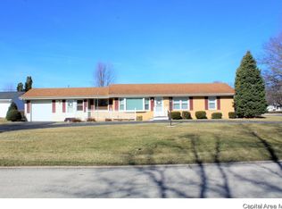 3280 Morningside Dr, Galesburg, IL 61401
