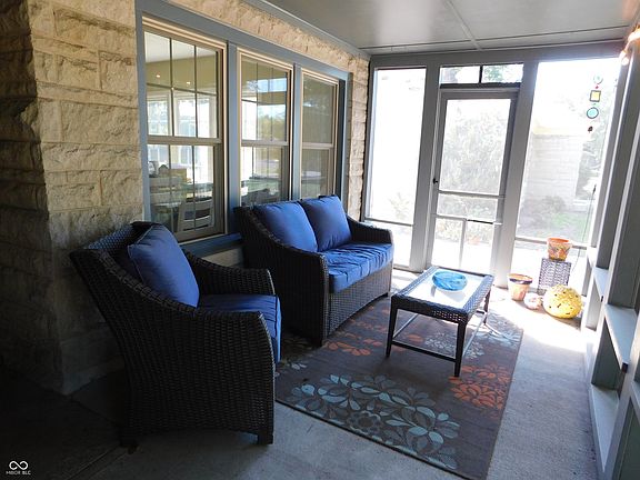 5th image of 1725 Kessler Boulevard East Dr