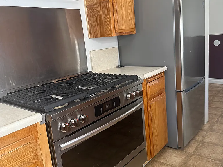 6012 Hesketh Dr — Photo 15