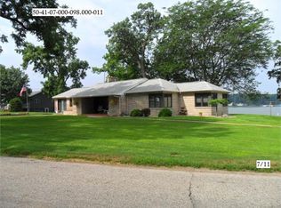 20705 N Lake Dr, Walkerton, IN 46574
