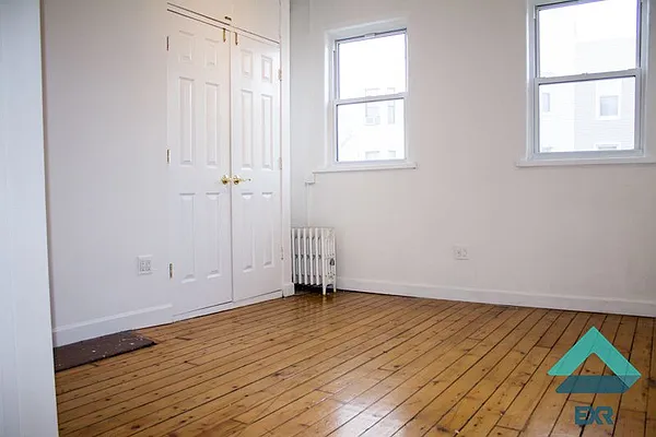 Rented by EXR | media 25