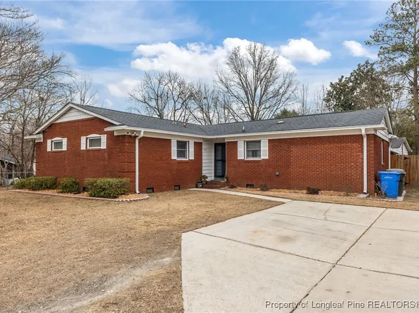 423 Morningside Dr, Fayetteville, NC 28311