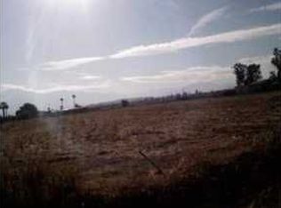 1070 N Palm Ave, Hemet, CA 92543