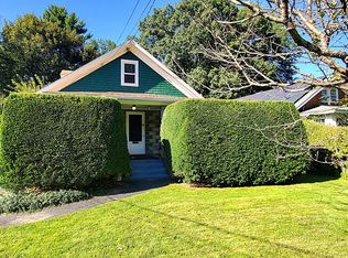 9 Middlesex Rd, East Greenbush, NY 12061