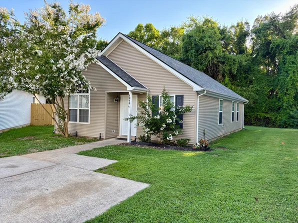 1414 Rochester Dr, Murfreesboro, TN 37130