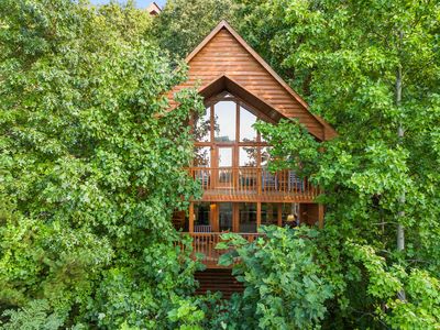2201 Fox Berry Way, Sevierville, TN, 37876