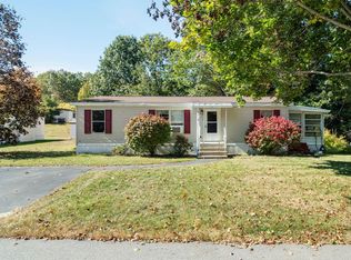 30 Cherokee Way, Rochester, NH 03867