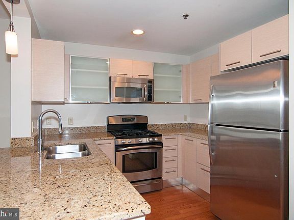 2nd image of 5750 Bou Ave Unit 1010