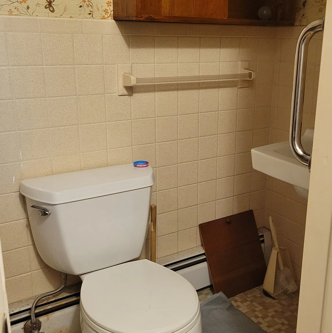 3 bed, 1058 sqft, $1,995 — Photo 3