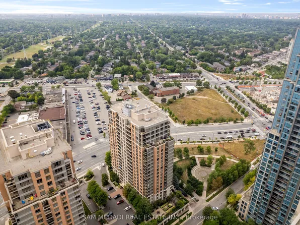 5229 Dundas St W #2002, Toronto, ON M9B 6L9