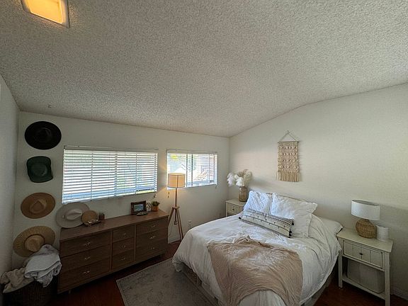 2nd image of 900 Glenneyre St #930A
