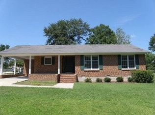 608 Gib Dr, Manning, SC 29102