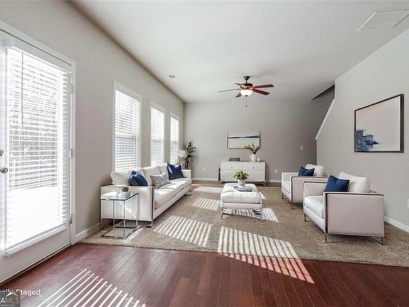 4th image of 4217 Pearhaven Ln