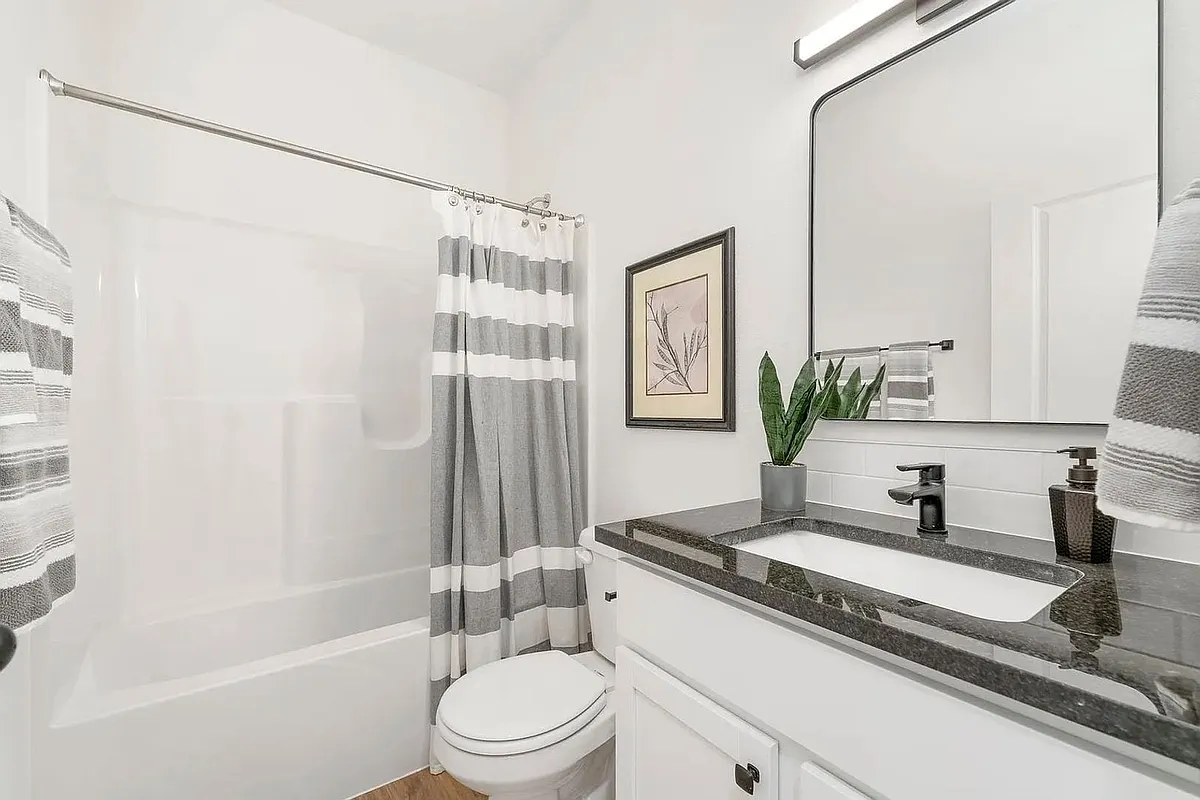 Building Photo - 2263 E Spring Hill Ct