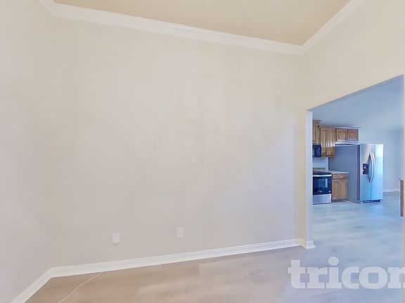 3rd image of 100 Cherokee Dr