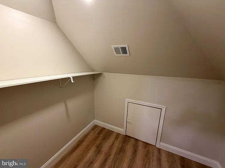 3 E Overlea Ave #3 — Photo 24