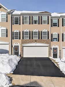 140 Rylie Dr, Harmony, PA, 16037