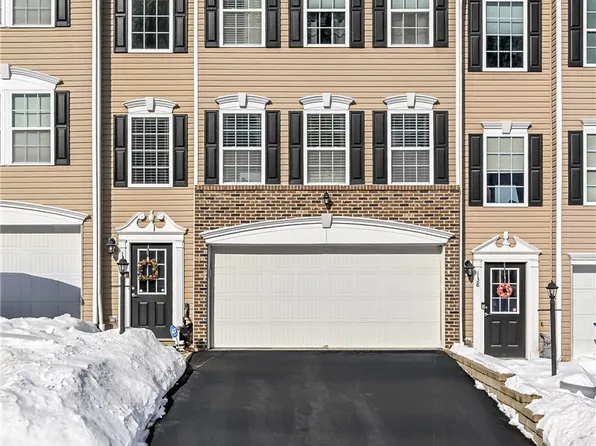 140 Rylie Dr, Harmony, PA 16037