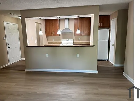 14018 Valleyfield Dr #6 — Photo 5