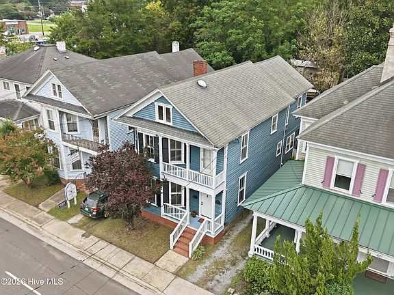 4th image of 403 N Market Street
