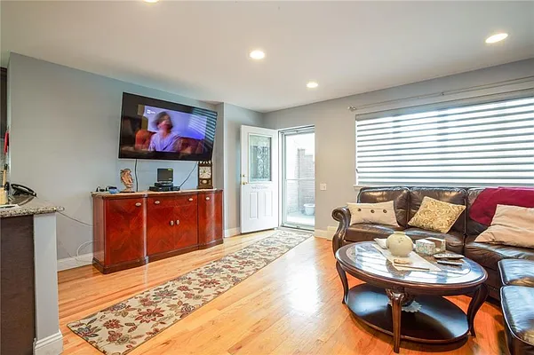 Sold by Ben Bay Realty Co. of Bay Ridge | media 3