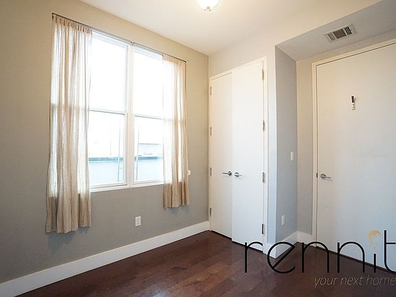 4th image of 204 Starr St #4B