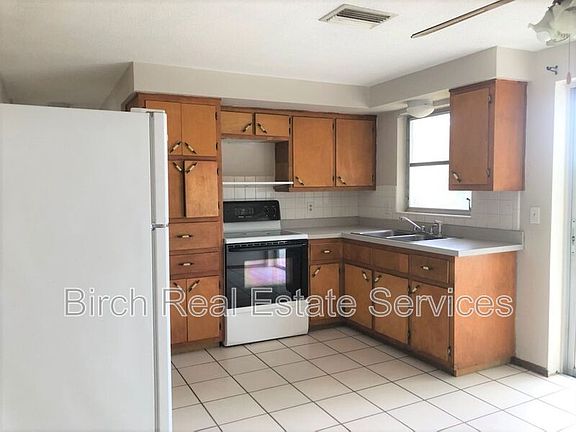 4th image of 1639 Marengo Dr