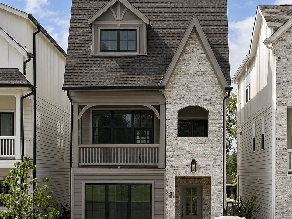 1st image of 504 Edwin St #38