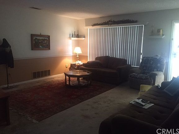 2nd image of 283 Glenmont Ct