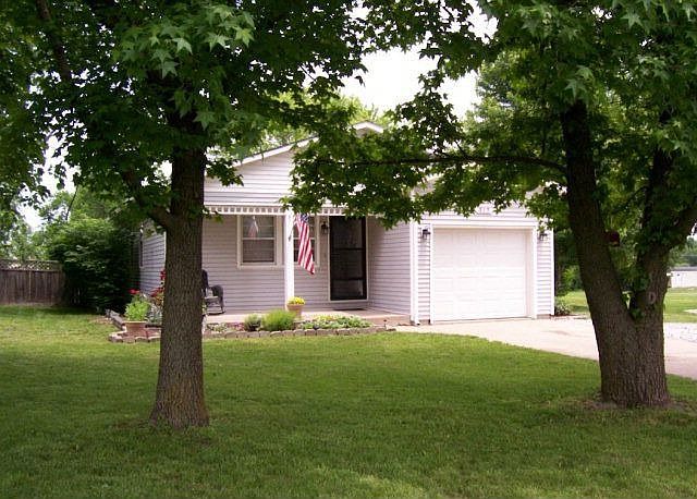 1st image of 313 Glenwood Dr