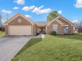 6860 Greenleaf Dr, North Richland Hills, TX 76182
