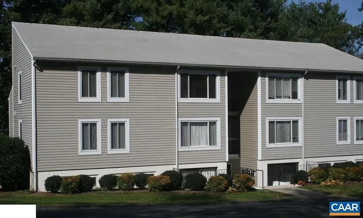117 Berry St APT 7 photo 1