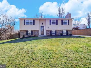 11924 Raven Rock Ter, Gaithersburg, MD 20878