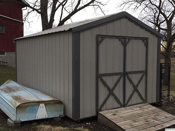 3rd image of 400 N Capitol Ave